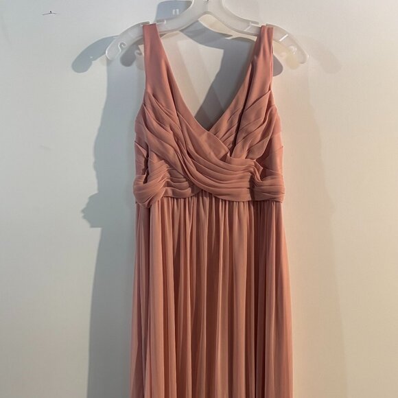 DAVID'S Bridal NEW Long Mesh Dress with Cowl Back - Picture 1 of 5